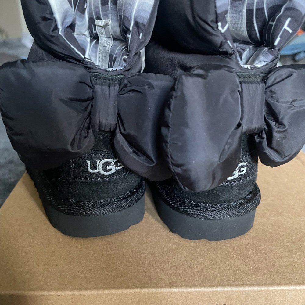 Ugg Bailey Bow Maxi Toddler Winter Boots, Black